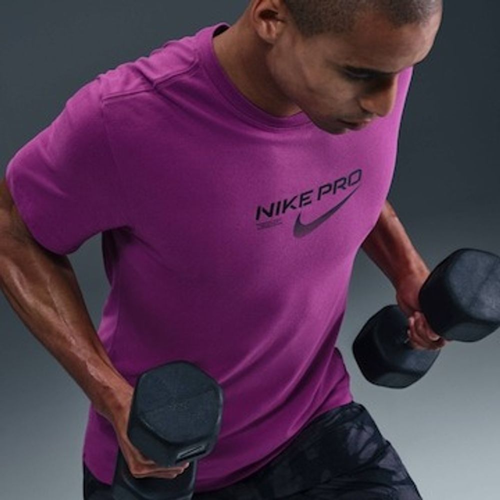 Camiseta-Nike-Sportswear-Essentials-Feminina