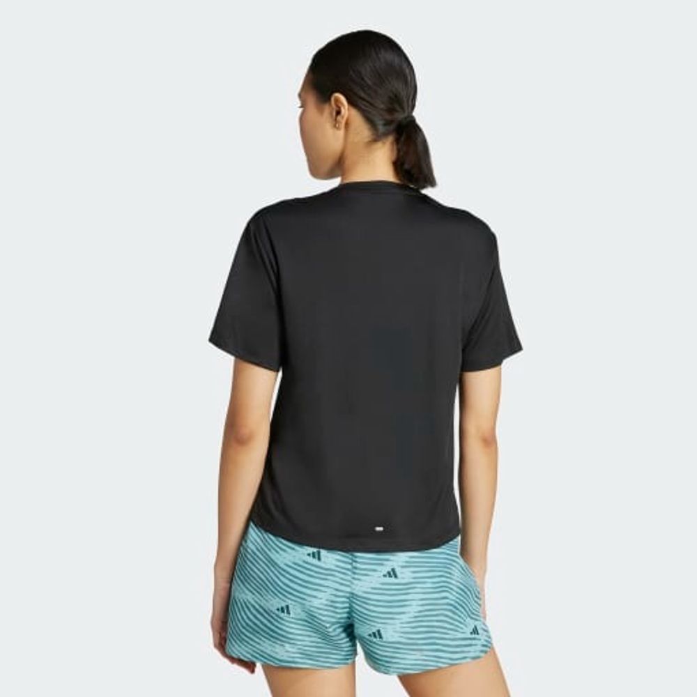 Camiseta-Adidas-Adi365-Running-Essentials-“Brand-Love”-Tee