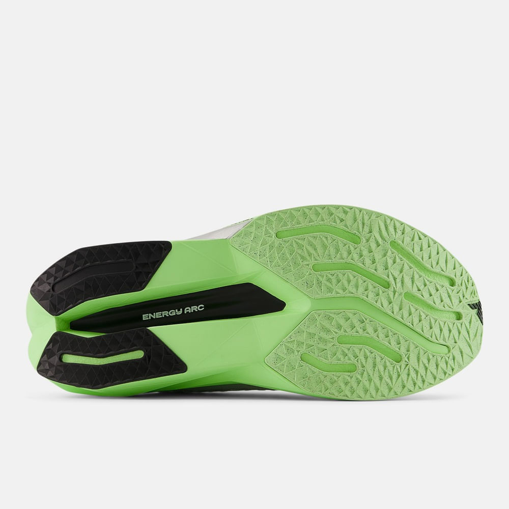 Tenis-New-Balance-FuelCell-SuperComp-Trainer-v3