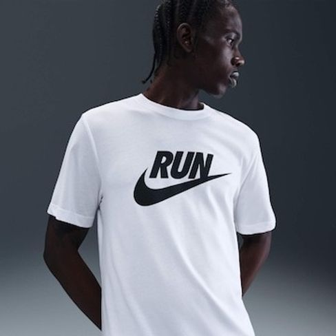 Camiseta-Nike-Dri-FIT-Run-Swoosh